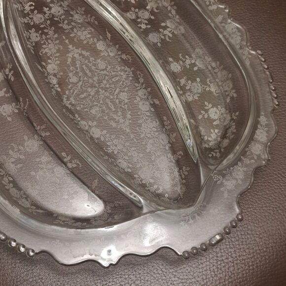 Vintage Tiffin Glass Cherokee Rose Double Handle 3 Section Divided Serving Tray - Picture 4 of 9